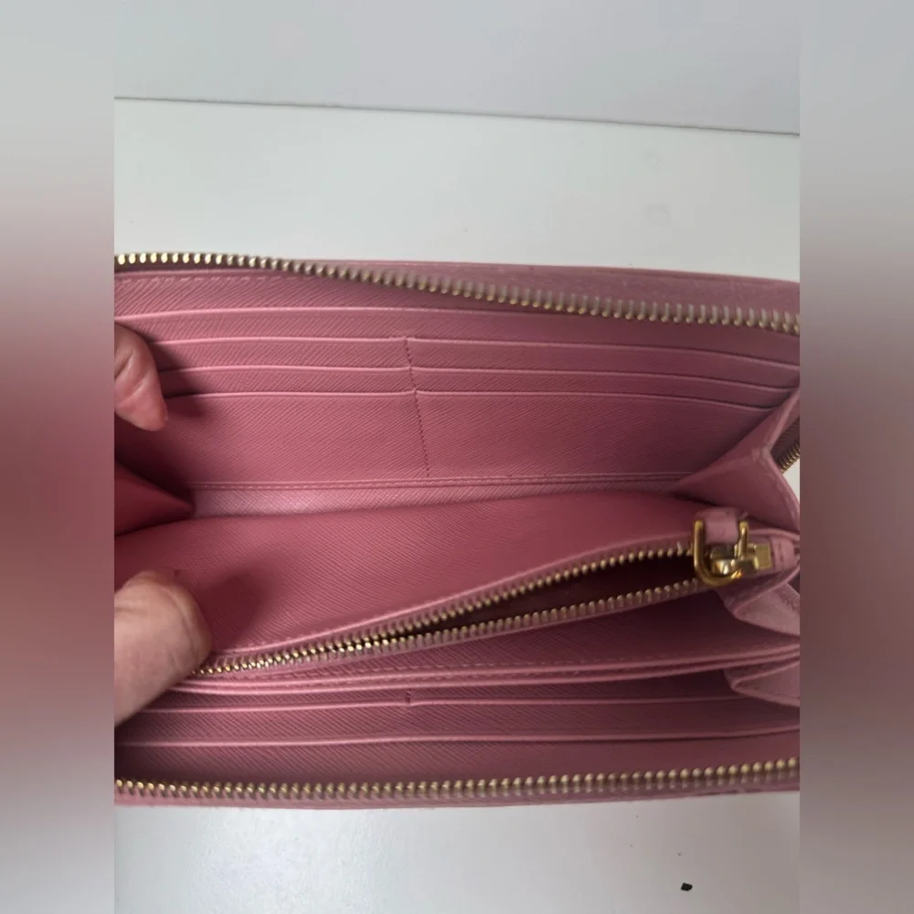 Prada pre owned